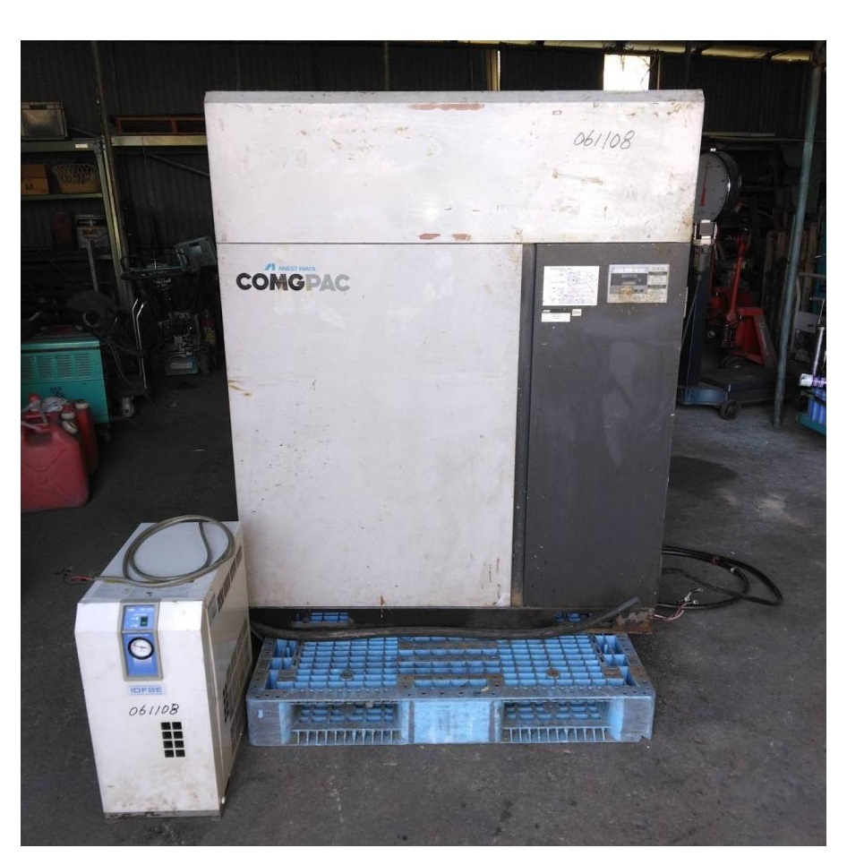 c3A【棚山イ大沼061108】7.5Kw エアーコンプレッサー オイルフリー エアードライヤーは付属しません イワタ CLD75B-8.5D 50Hz 11600時間