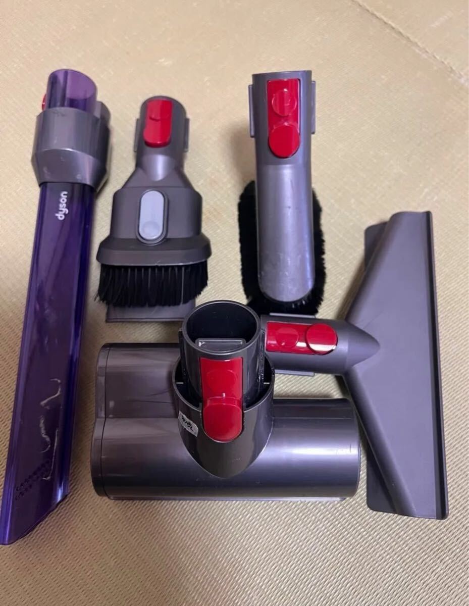 ダイソン dyson 掃除機 v8スリム slim fluffy+ 付属品多数 説明 ダイソン dyson 掃除機 v8スリム slim fluffy+ 付属品多数 説明