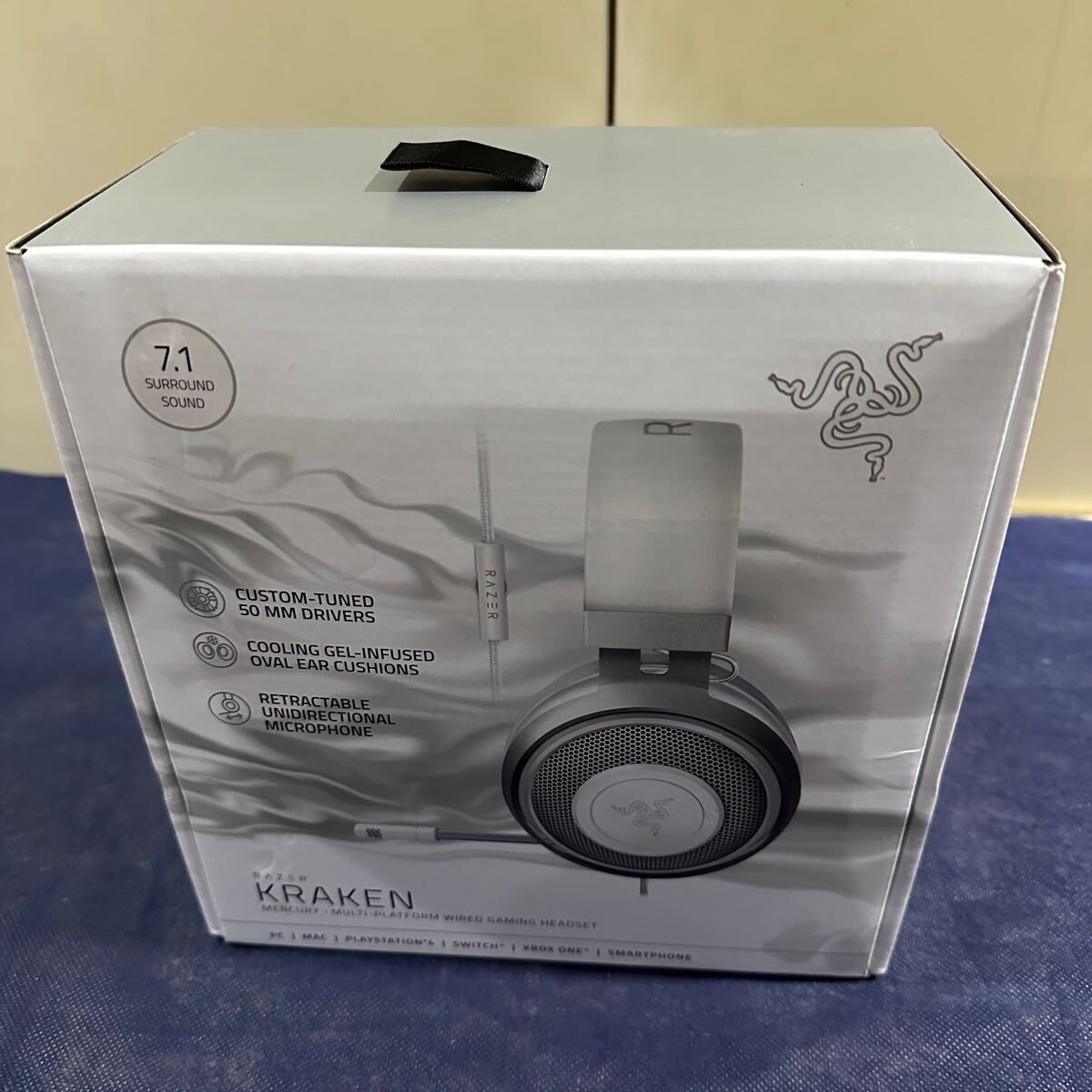 Razer ヘッドホン Kraken RZ04-02830400-R3M1 マーキュリーホワイト 音出し確認済み ゲーミングヘッドセット レイザー クラーケン