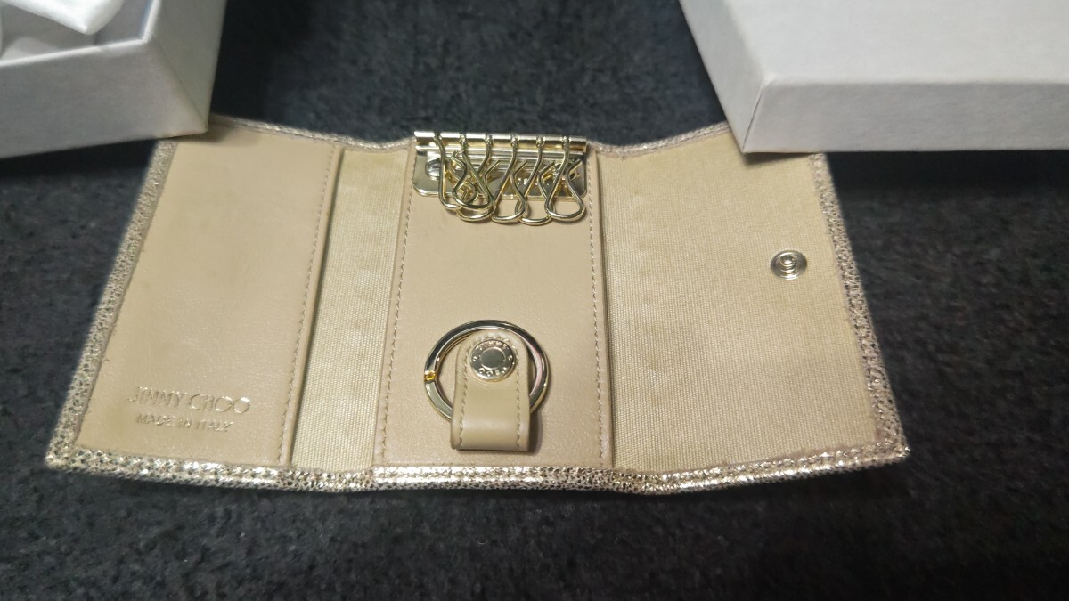  Jimmy Choo JIMMY CHOO 6 полосный чехол для ключей NEPTUNE Star заклепки звезда Gold [ б/у ]