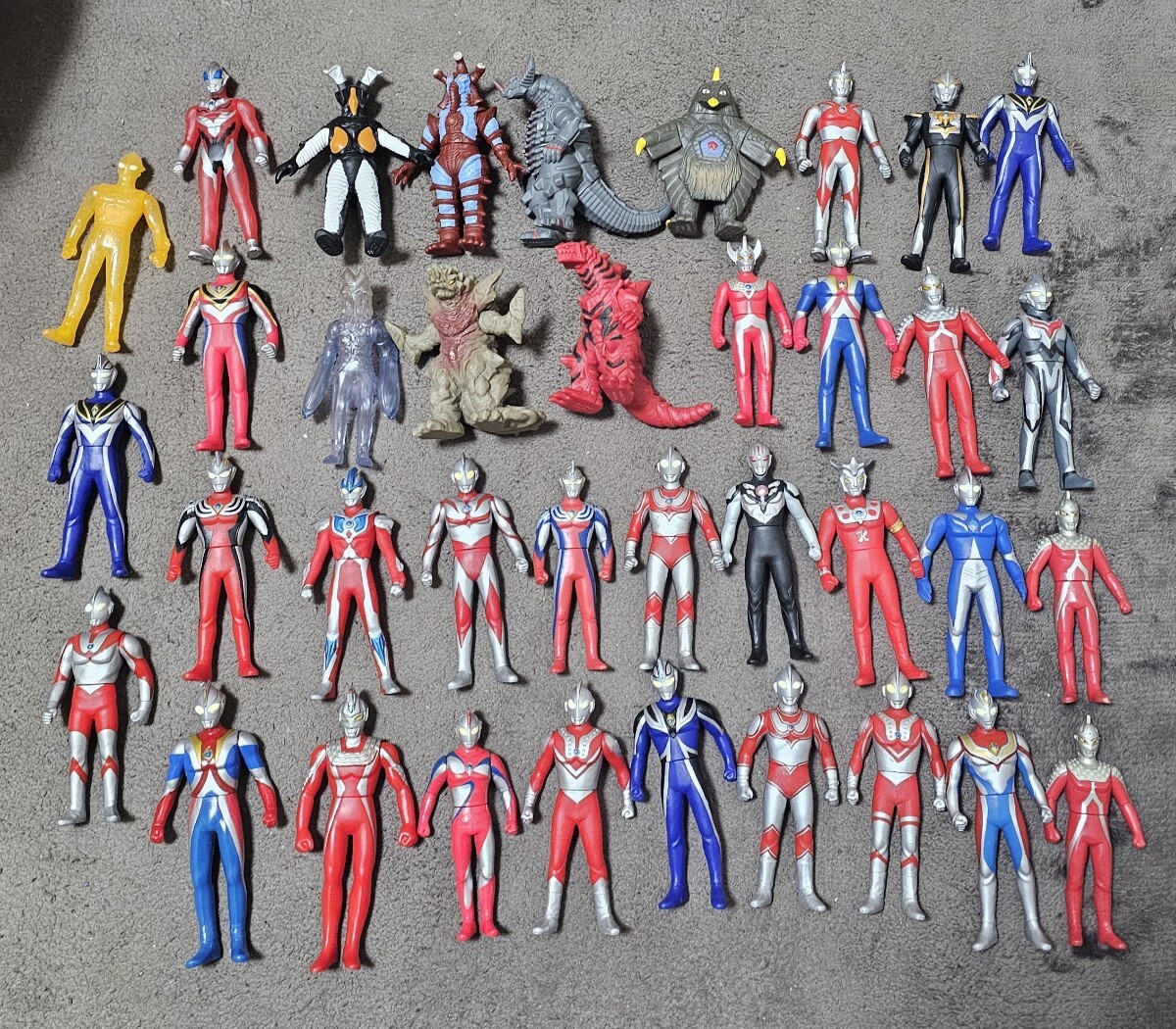 バンダイ製 食玩 ソフビ ウルトラマン ウルトラ怪獣 対決セット 37個セット (ベムラー、ゼットン、ゴモラなど)
