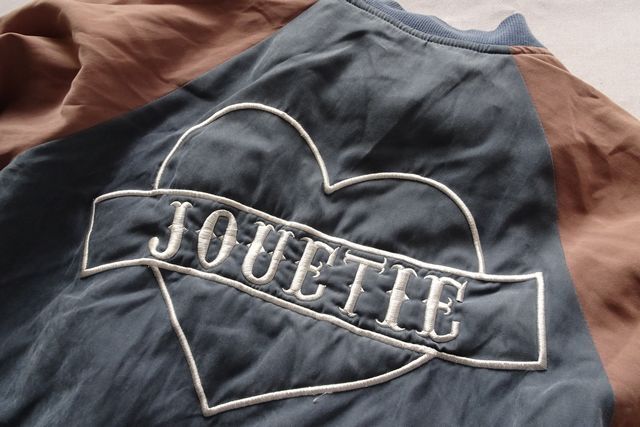 jouetie/ジュエティ/ブルゾン/ジャンパー/アウター/前ジップアップ/袖くすみ茶配色/ハートししゅう/くすみ紺/ネイビー/Mサイズ(11/13R6)_画像9