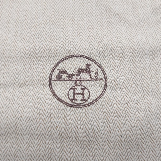 【F】HERMES エルメス　巾着袋　現行品　ヘンリボーン　小さめバッグ用 HERMES - エルメス保存袋 ヘリンボーン巾着袋 1枚の通販 by パピ