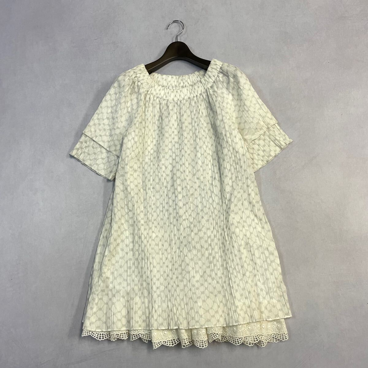 DD ○ 人気モデル!! '洗練されたデザイン' MARC BY MARC JACOBS マークジェイコブス 5分袖 ロング丈 ワンピース 裾レース size:2 婦人服