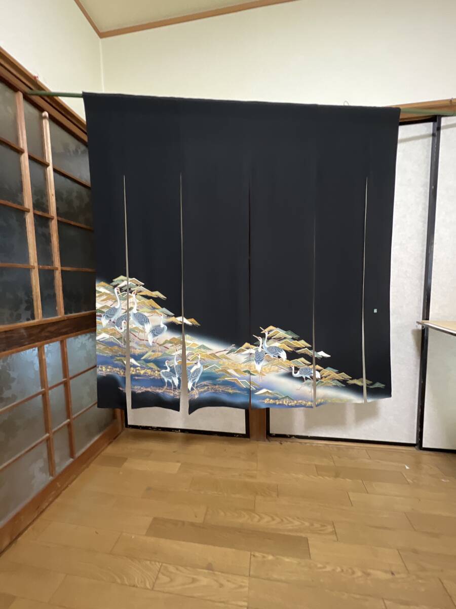 着物留袖素材リメイク作品〜暖簾 縁起物 つるの戯れ|Yahoo 着物留袖素材リメイク作品〜暖簾 縁起物 つるの戯れ|Yahoo