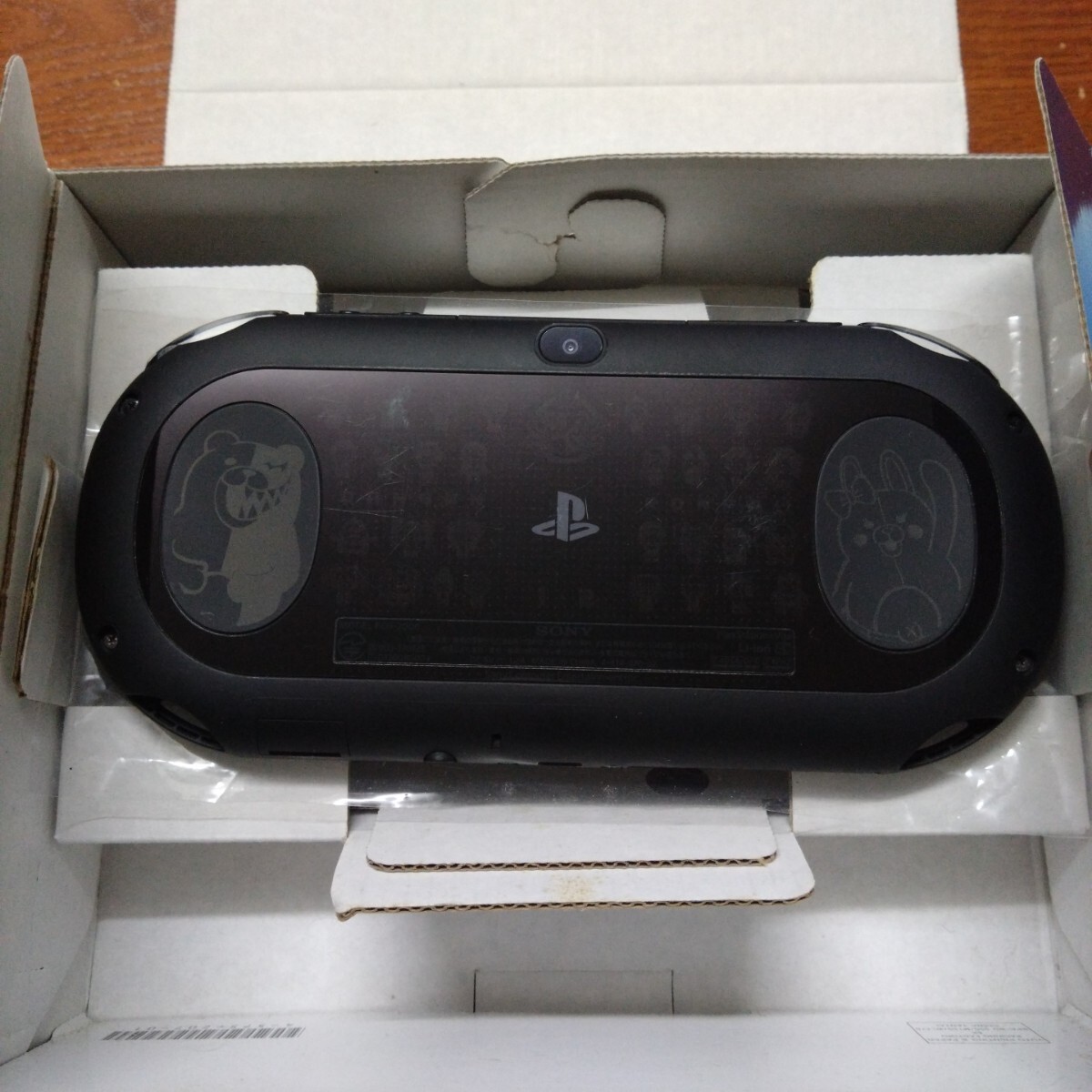 シリアルナンバー無】PSVita PCH-2000 本体 ダンガンロンパ シリアルナンバー無】PSVita PCH-2000 本体 ダンガンロンパ