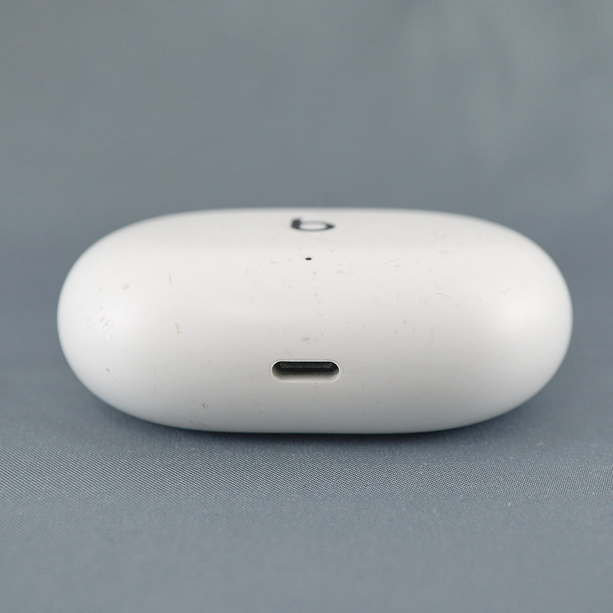 Beats by Dr Dre Studio Buds 充電ケースのみ USED品 ワイヤレス Beats by Dr Dre Studio Buds 充電ケースのみ USED品 ワイヤレス