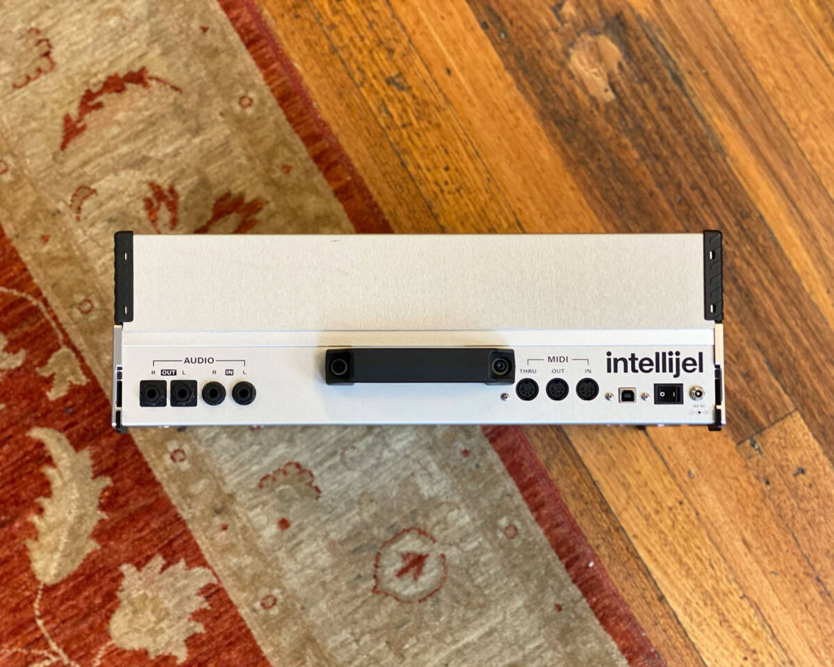 Intellijel Designs Case 84hp / モジュラーシンセ