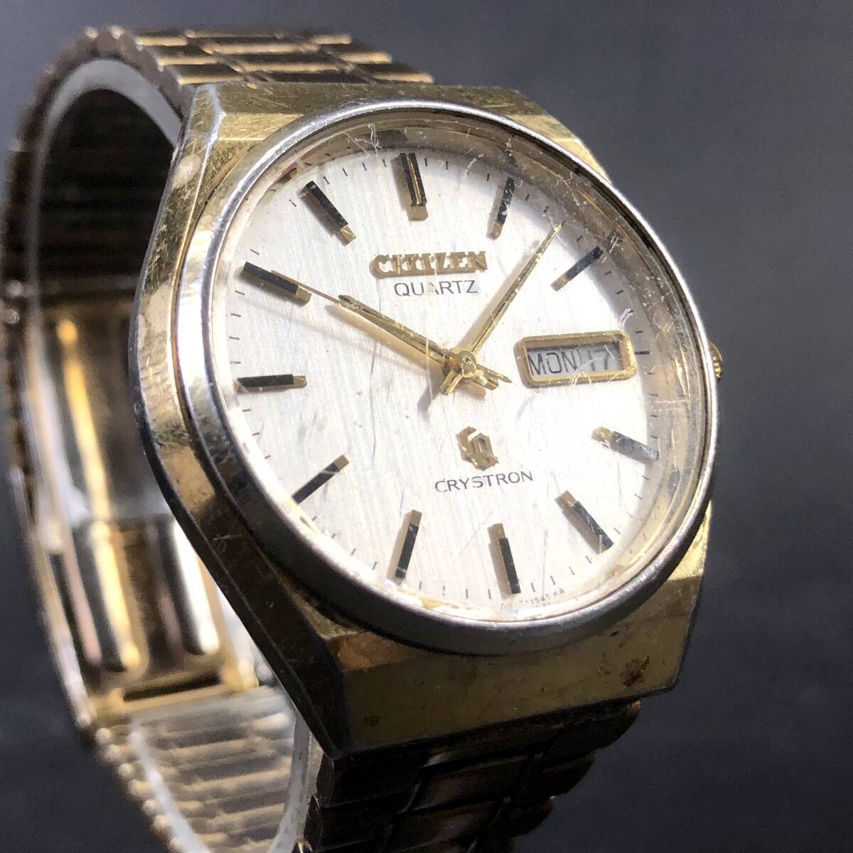 CITIZEN シチズン CRYSTRON クリストロン デイデイト クォーツ 4-730445 3針 24k菊MZ