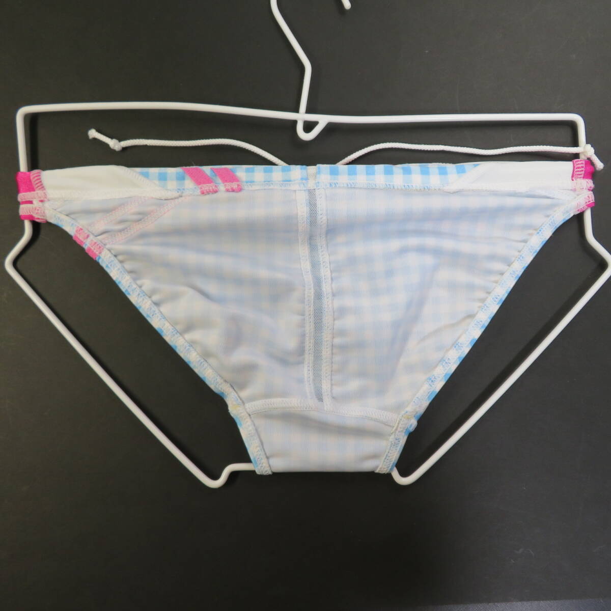 今季ブランド 新品 SURFBLADE 競泳水着 ホワイト Sサイズ バックファスナー Sサイズ以下
