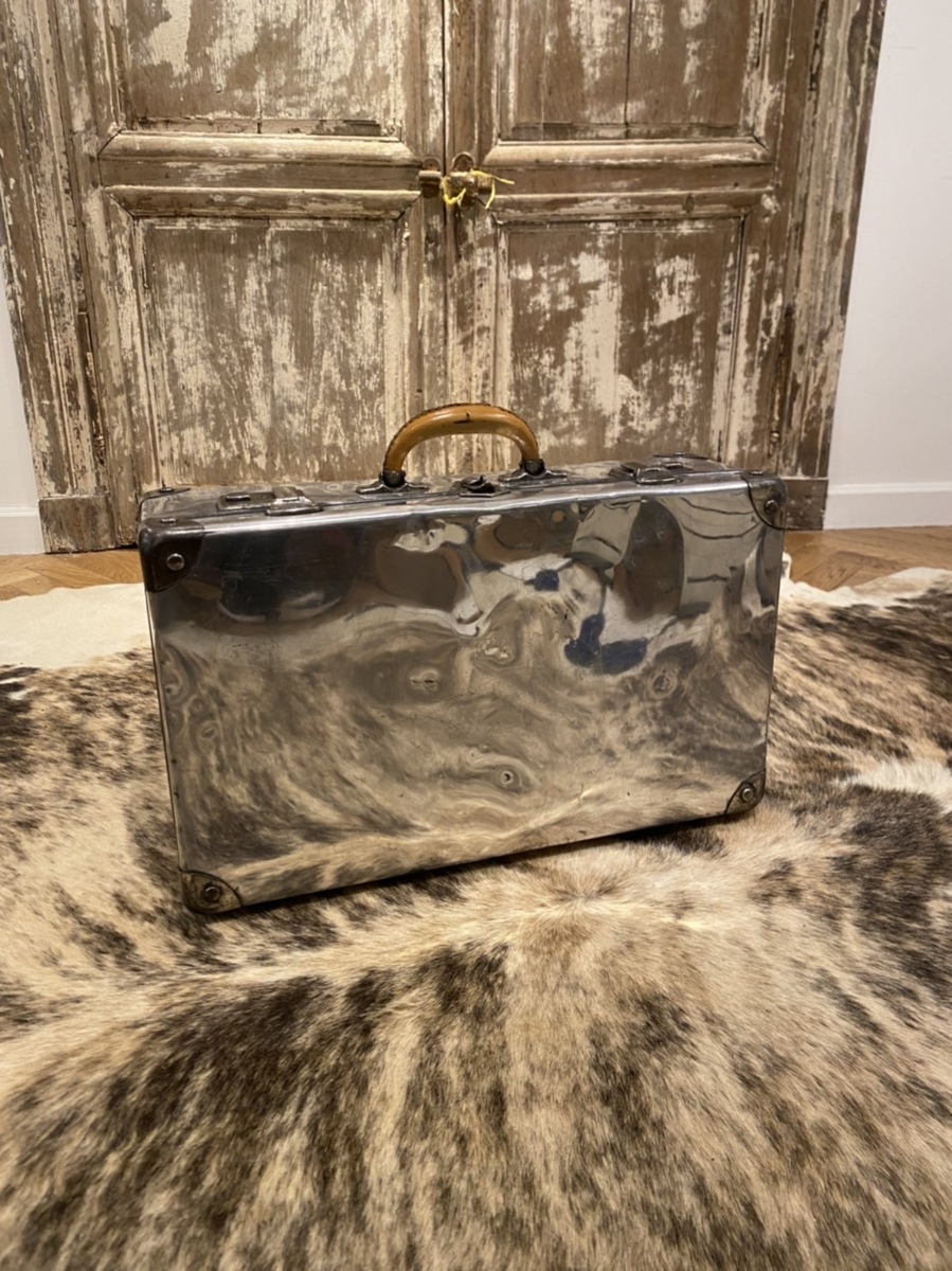 廃盤 希少 RIMOWA リモワ アルミ トパーズ 4輪 キャリーバッグ 廃盤 希少 RIMOWA リモワ アルミ トパーズ 4輪 キャリーバッグ