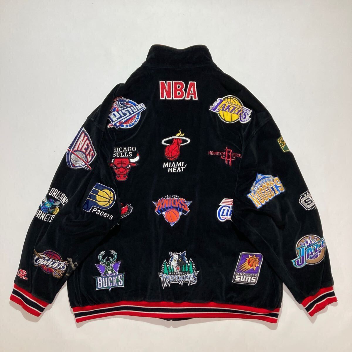 ビッグサイズ☆Unique NBA オールスター ベロア トラックジャケット 3X 黒 赤 白 ビンテージ 刺繍 ワッペン 00s 90s チーム フルジップ(XLサイズ以上)|売買されたオークション情報、Yahoo!オークション(旧ヤフオク!) の商品情報をアーカイブ公開 - オークファン(aucfan ビッグサイズ☆Unique NBA オールスター ベロア トラックジャケット 3X 黒 赤 白 ビンテージ 刺繍 ワッペン 00s 90s チーム フルジップ(XLサイズ以上)|売買されたオークション情報、Yahoo!オークション(旧ヤフオク!) の商品情報をアーカイブ公開 - オークファン(aucfan