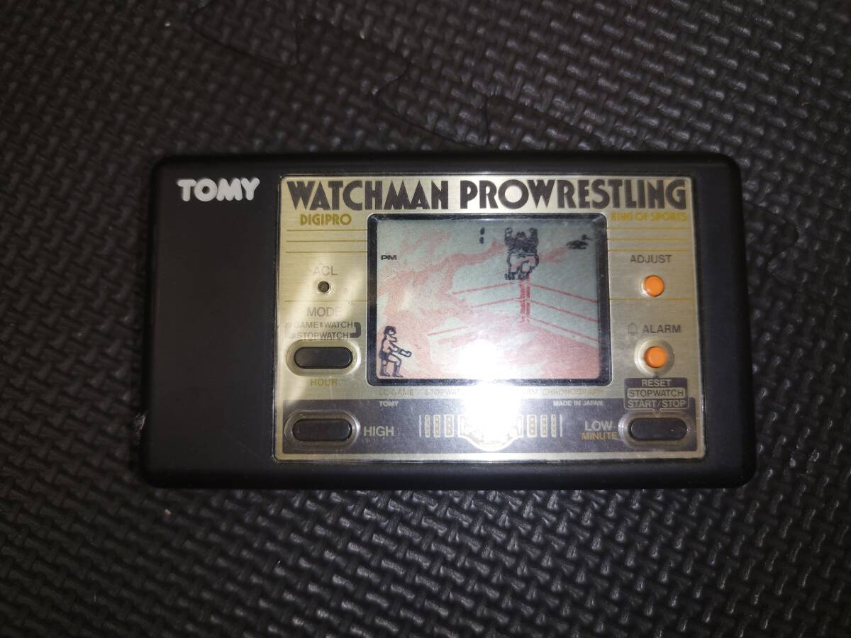 TOMY WATCHMAN PROWRESTLING Tommy часы man Professional Wrestling Professional Wrestling Game & Watch 