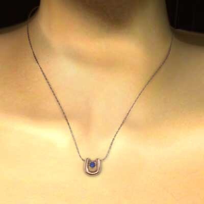 10kピンクゴールド ペンダント ネックレス サファイア(青) トライアングル ピンクサファイア ネックレス レディース K10⁄K18