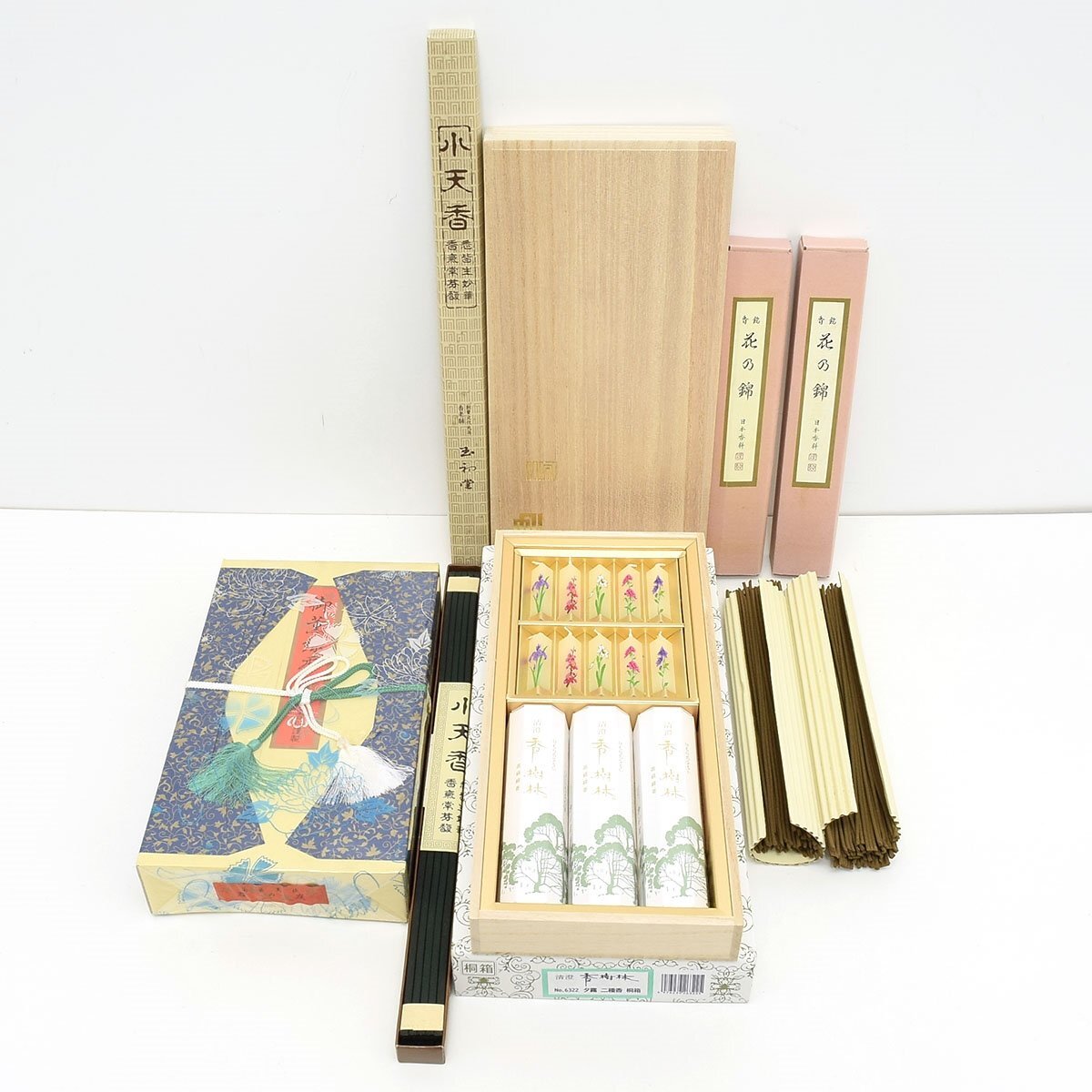 ○516286 美品 高級線香大量まとめ 19点 蝋燭(おまけ) 繁栄堂 ○516286 美品 高級線香大量まとめ 19点 蝋燭(おまけ) 繁栄堂