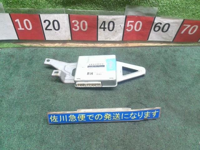 トヨタ 80ランクル VX LTD 最終型 HDJ81V ABSコンピューター 89541-60020 ブラケット付 現(xiàn)狀販売 中古