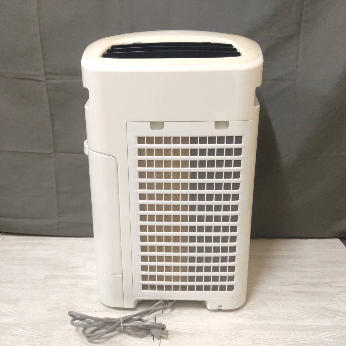 送料無料 SHARP 加湿空気清浄機 31畳 65cm KI-AX70-W プラズマ 送料無料 SHARP 加湿空気清浄機 31畳 65cm KI-AX70-W プラズマ
