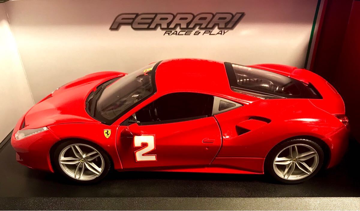 1/18 フェラーリ 488 G T B カスタム - 乗用車 1/18 フェラーリ 488 G T B カスタム - 乗用車
