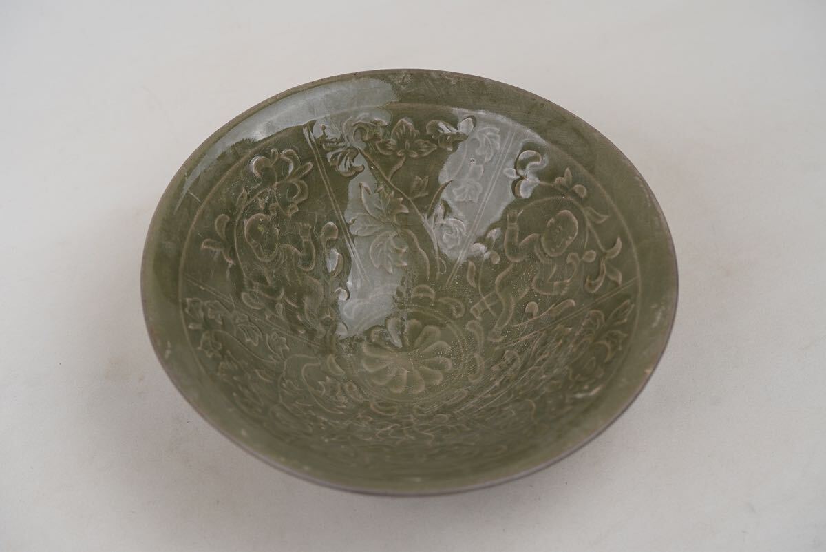 【雅園】中国古美術 宋時代 耀州窯 青磁 茶碗 茶道具 古玩 骨董 時代物 古美術 唐物 当時物 置物