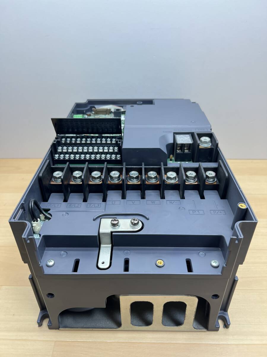 FR-F720P-30K 中古・動作保証 三菱電機 インバータ 管理番号 FR-F720P-30K 中古・動作保証 三菱電機 インバータ 管理番号