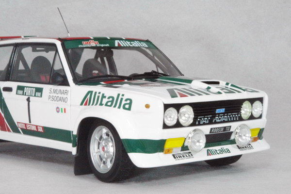 ● 1/18 フィアット 〓 131 アバルト ラリー / 1978 ポルトガル ラリー 〓 FIAT ABARTH