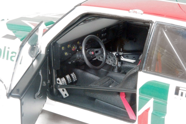 ● 1/18 フィアット 〓 131 アバルト ラリー / 1978 ポルトガル ラリー 〓 FIAT ABARTH