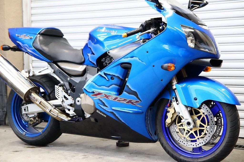 ZX-12R/外装極上です/A型最終モデル/コンディション自信あり/逆 ZX-12R/外装極上です/A型最終モデル/コンディション自信あり/逆