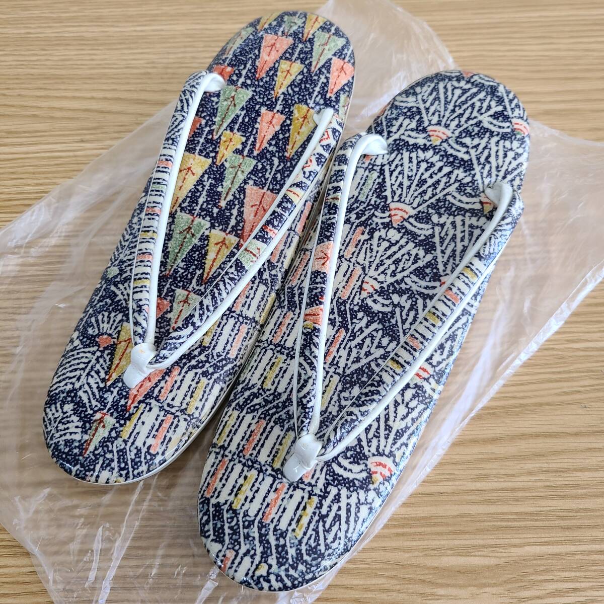 和装小物 草履 着物 振袖草履 和装 訪問着 紺 青 木 23.5cm レディース 女性用 女王蜂 昭和レトロ ヴィンテージ 成人式￥ 　ｗ24110911-w