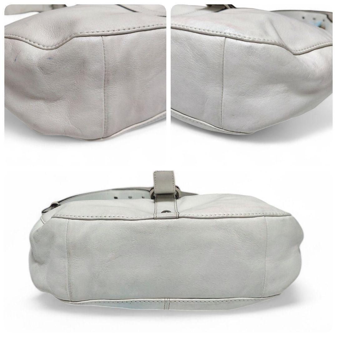 美品 COACH コーチ ショルダーバッグ 白 レザー 肩かけ 斜めがけ 美品 COACH コーチ ショルダーバッグ 白 レザー 肩かけ 斜めがけ