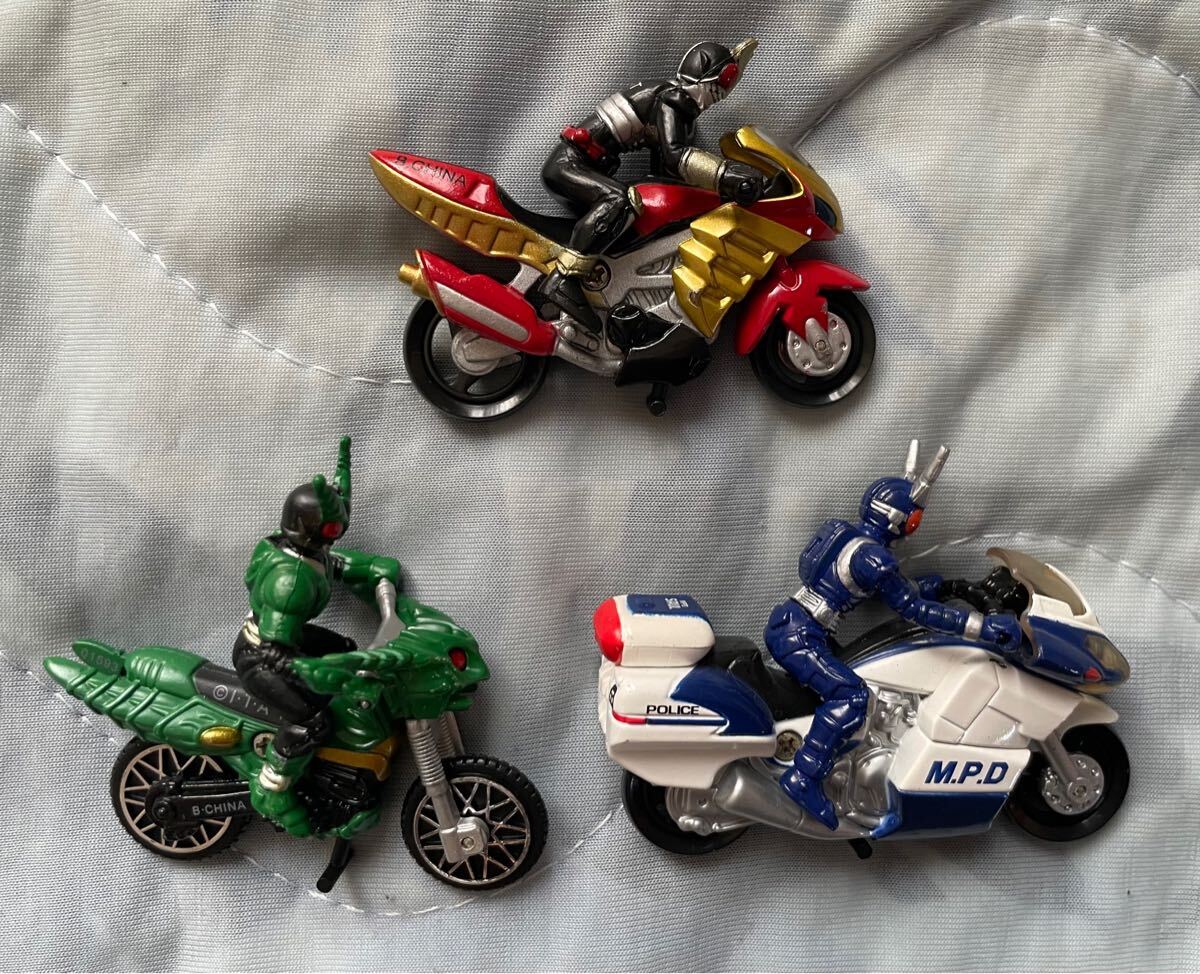 キャラウィール 仮面ライダーアギト G3 ギルス バイク