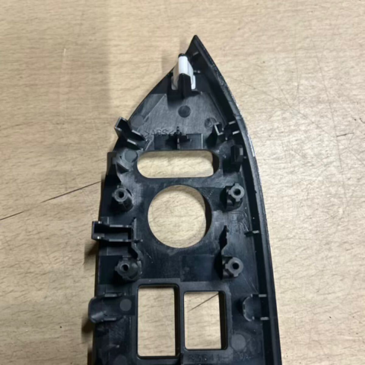 ホンダ　NーBOX JF3 JF4 純正 インテリアパネル インパネ 運(yùn)転席 パワーウィンドウスイッチ　カバー　 ピアノブラック