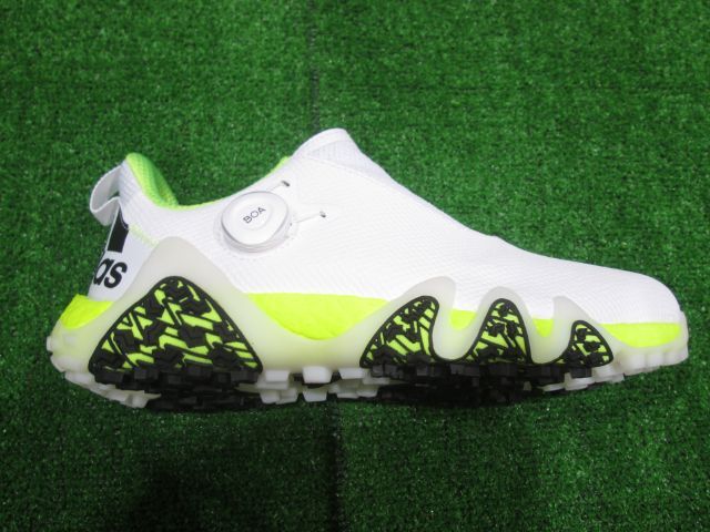 GK鈴鹿☆ 新品126 【値下げしました】【29.0】アディダス★コードカオス22 ボア★IF1042★スパイクレス ゴルフシューズ★ホワイト系★