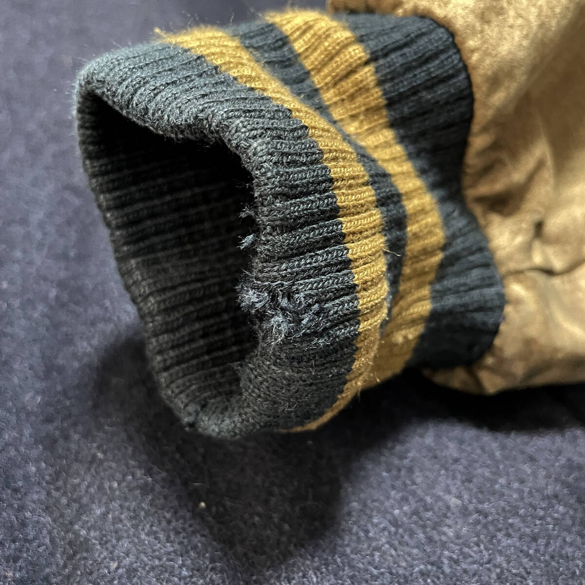 USA 古着 90S カナダ製 LUNA PIER ヴィンテージ 刺繍ロゴ 袖革 USA 古着 90S カナダ製 LUNA PIER ヴィンテージ 刺繍ロゴ 袖革