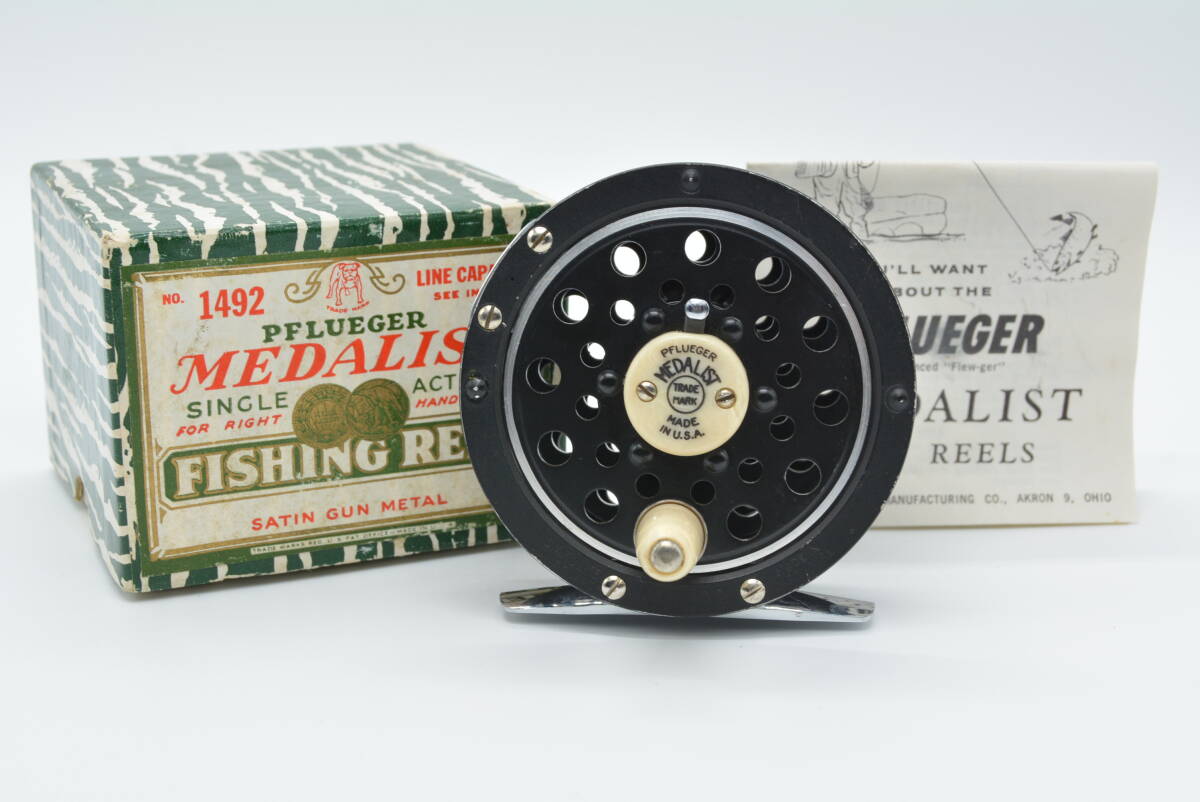 Pflueger Medalist 1492 AK フライリール PFLUEGER Medalist フルーガー メダリスト 1492 AK フライリール
