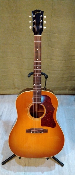 ギブソンｊ４５　１９６０ｓ　ADJ　ＣＳ