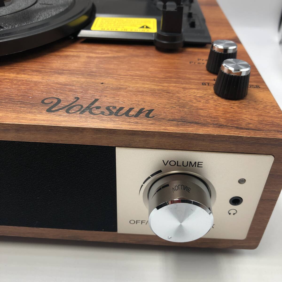 通電確認済】レコードプレーヤー VOKSUN レトロデザイン 木目調 通電確認済】レコードプレーヤー VOKSUN レトロデザイン 木目調
