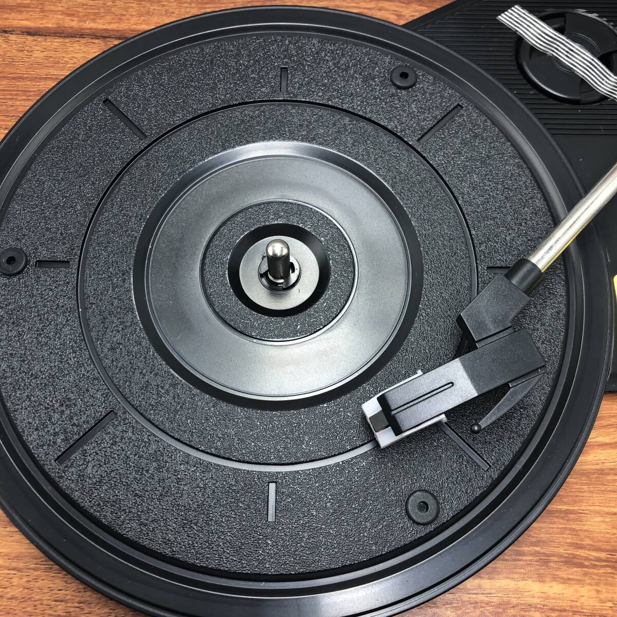 通電確認済】レコードプレーヤー VOKSUN レトロデザイン 木目調 通電確認済】レコードプレーヤー VOKSUN レトロデザイン 木目調