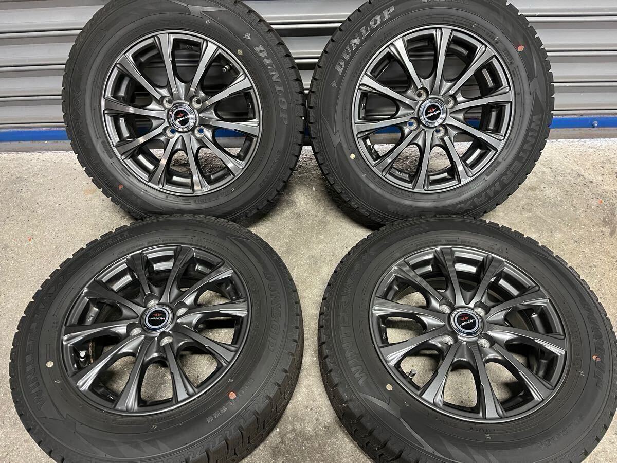 2022年製バリ溝スタッドレス 175/70R14 ダンロップ DUNLOP WINTER MAXX 14×5.5J +42 4本セット アルミ ヴィッツ フィット ノート アクア