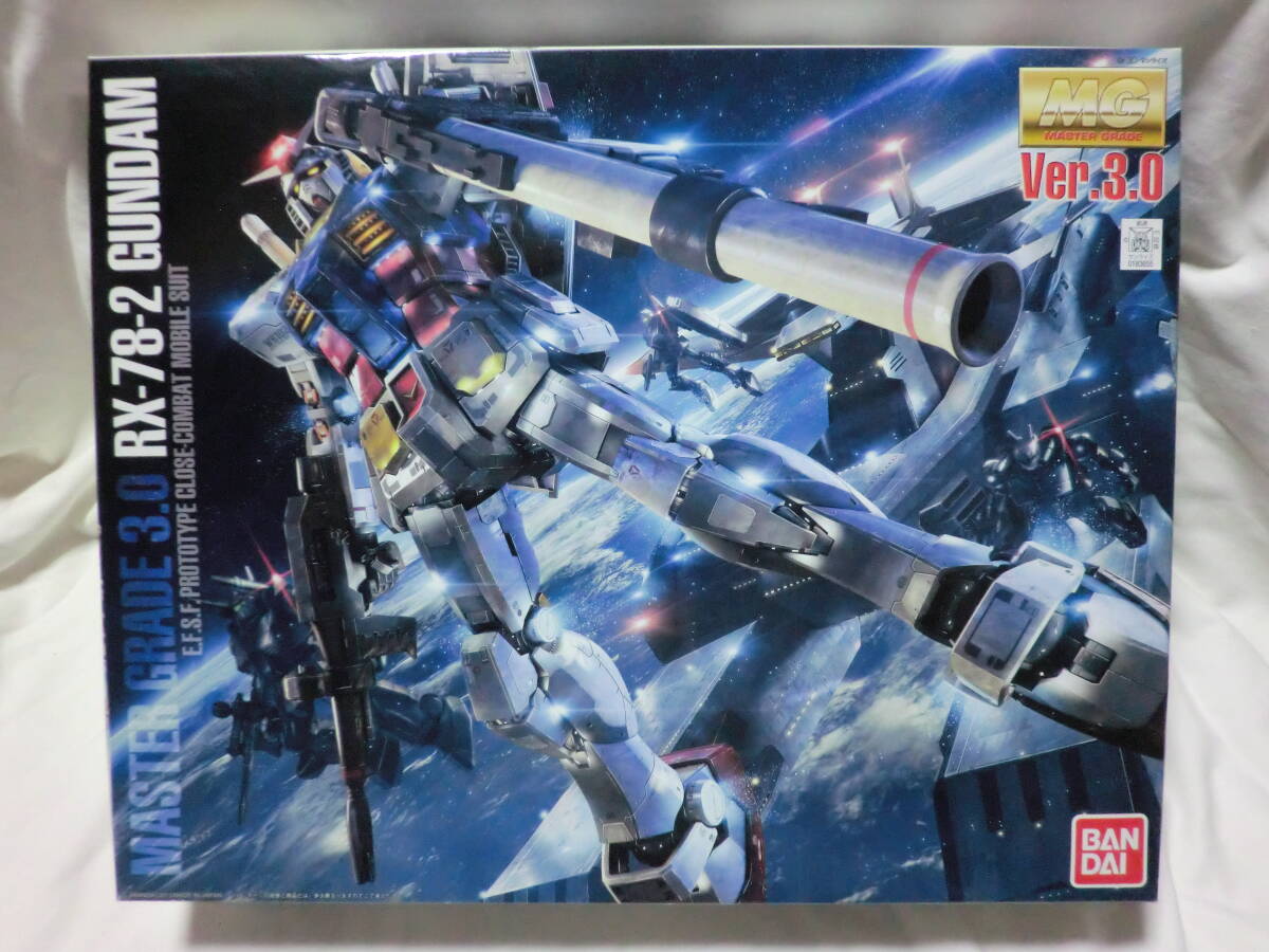 福袋スペシャル！ MG 1/100 RX-78-2 ガンダム ver.3.0 ＆MG 1/100