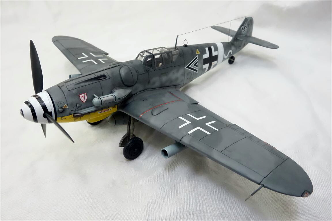 ★☆★ 完成品1/48 メッサーシュミット Bf109G-6『フランツ・ベイエル 少佐機』★☆★