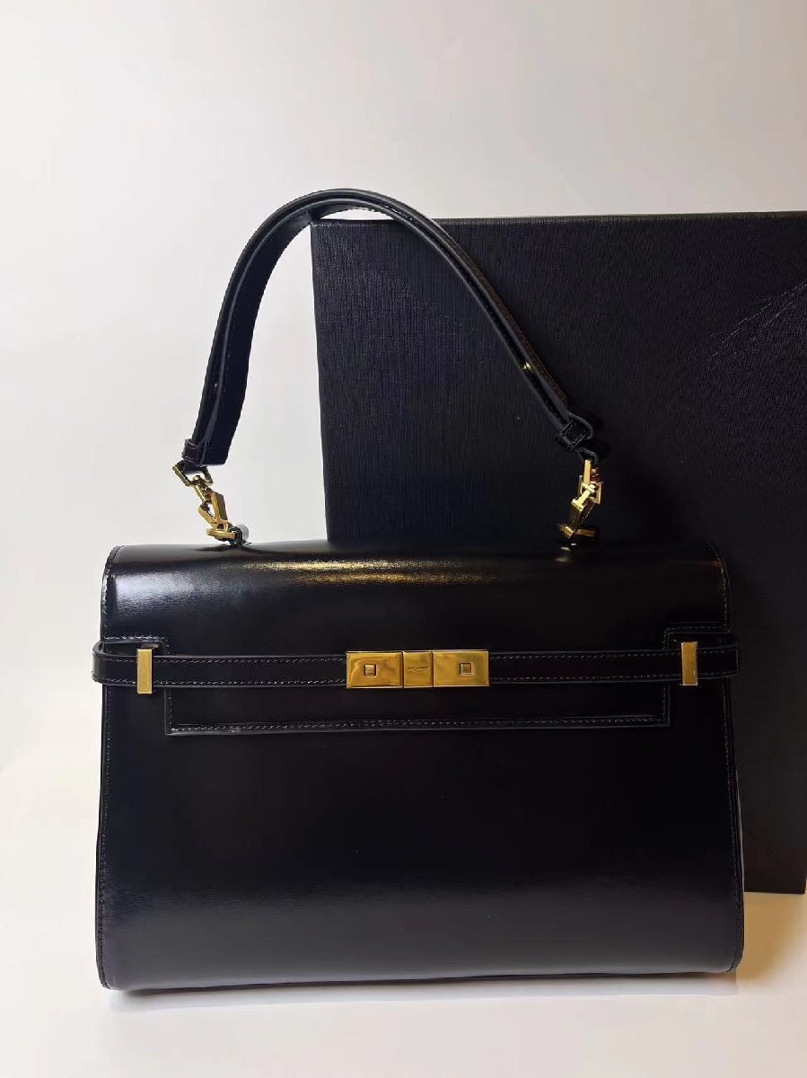 極美品 Yves Saint Laurent レザー ショルダーバッグ 黒 Y - バッグ 極美品 Yves Saint Laurent レザー ショルダーバッグ 黒 Y - バッグ