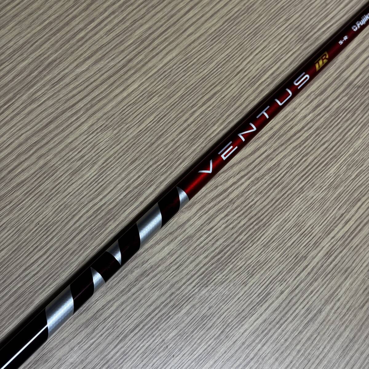 ベンタスTRレッド 5R テーラーメイド1W用