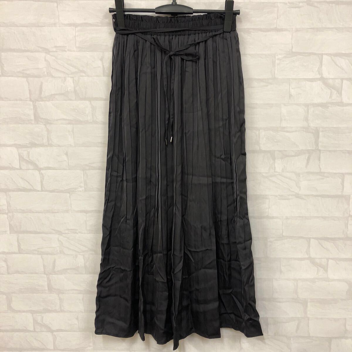 即決 新品 タグ付き BEAMS HEART リボン付プリーツスカート