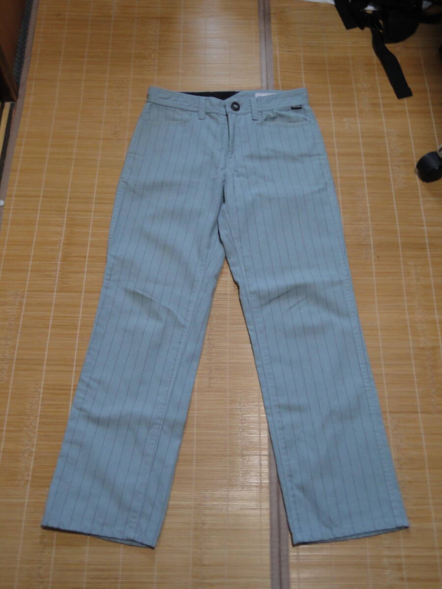 VOLCOM ボルコム　パンツ　ボトムス　スラックス　薄グリーン系　ストライプ　USED 古着　中古