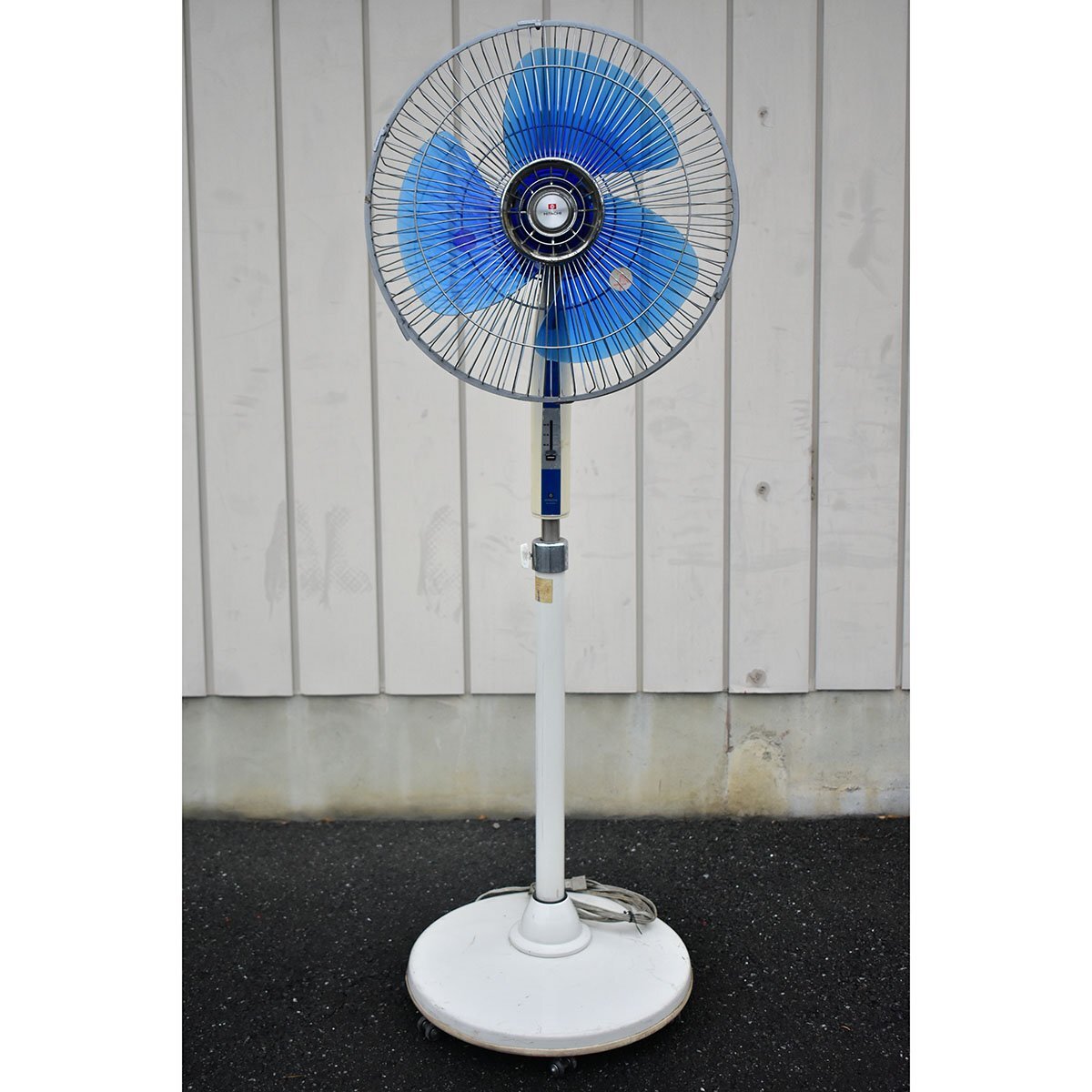 (新品)40cm羽根リビング大型扇風機 新品)40cm羽根リビング大型扇風機