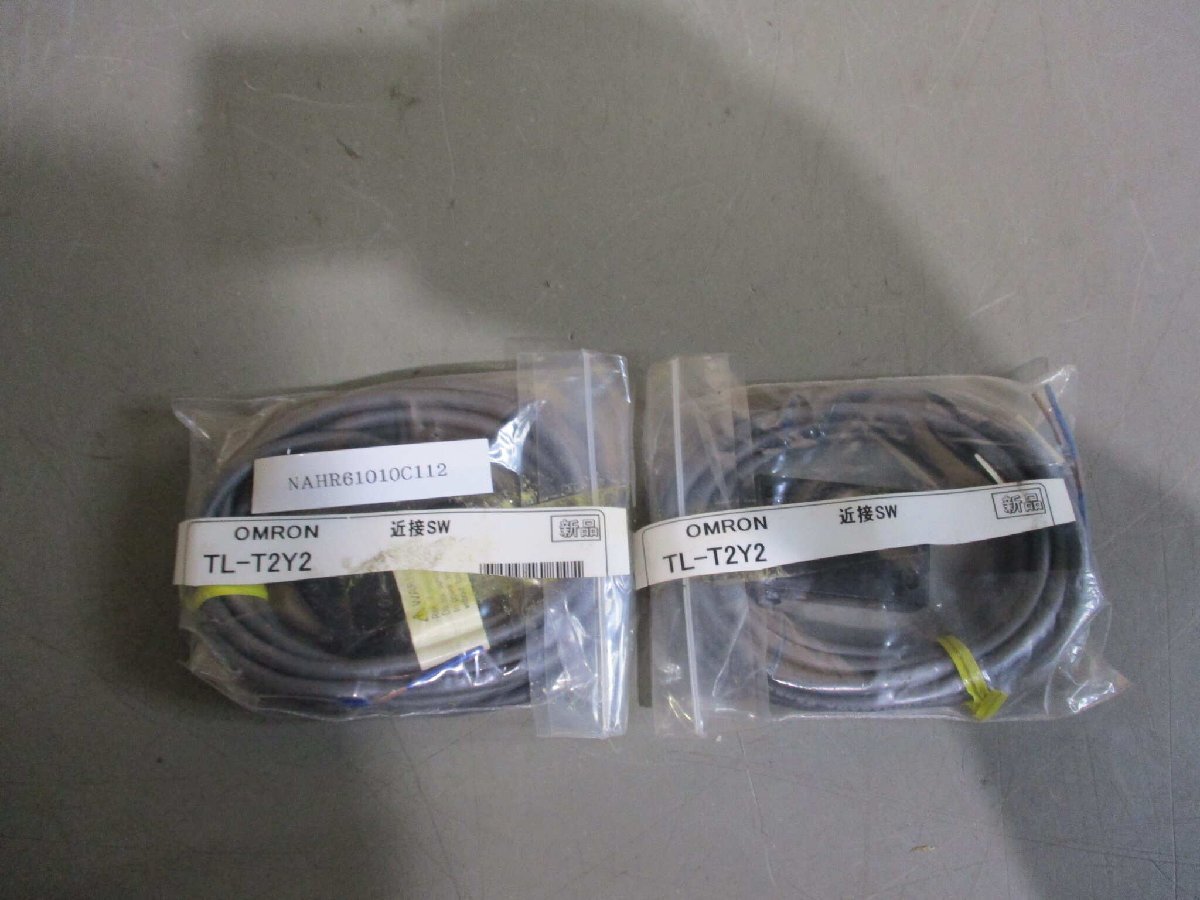 新古 Omron TL-T2Y2 近接スイッチ 2個 (NAHR61010C112) 電材 新古 Omron TL-T2Y2 近接スイッチ 2個 (NAHR61010C112) 電材