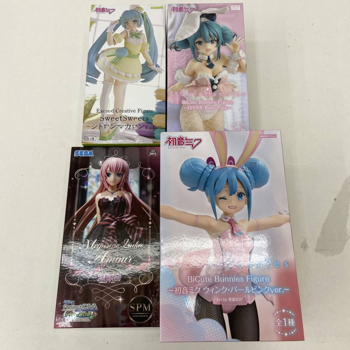 03w09030 初音ミク フィギュアまとめ 巡音ルカ 雪ミク 15周年 03w09030 初音ミク フィギュアまとめ 巡音ルカ 雪ミク 15周年