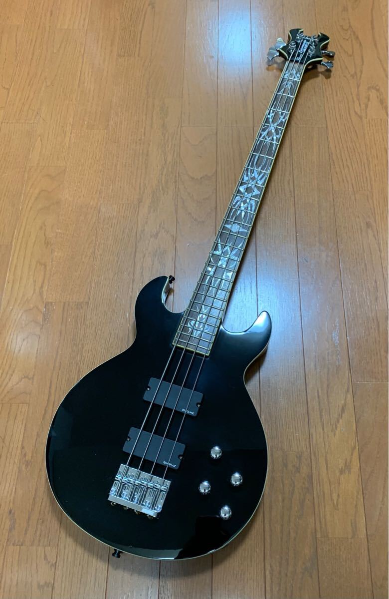 即決!美品!送料込み!Schecter Diamond Series Devil Tribal 即決!美品!送料込み!Schecter Diamond Series Devil Tribal
