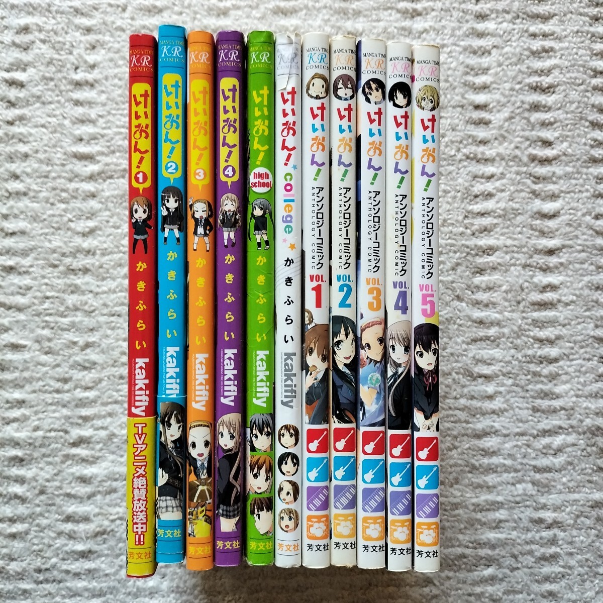 けいおん 全4巻/けいおんhighschool全1巻/けいおんcollege 全1巻/けいおんアンソロジーコミック 全5巻　合計11冊　かきふらい　芳文社