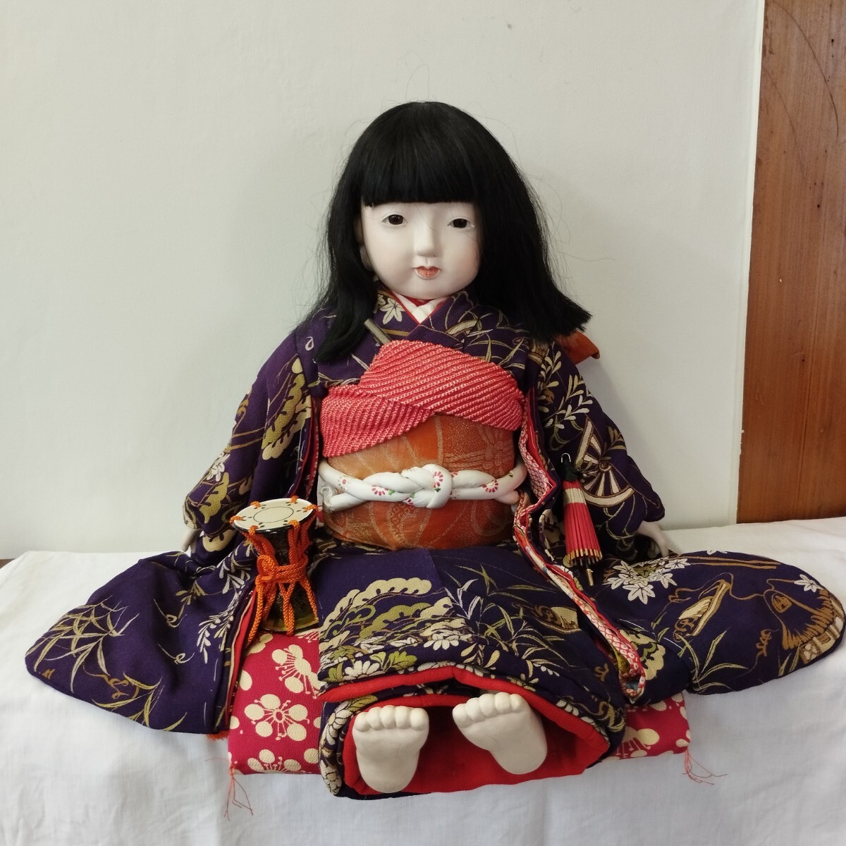 市松人形 京友禅 本結び帯 小出松寿作 女の子 日本人形 正絹 京 市松人形 京友禅 本結び帯 小出松寿作 女の子 日本人形 正絹 京